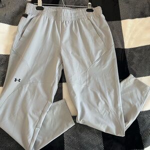 Women Under Armour pants